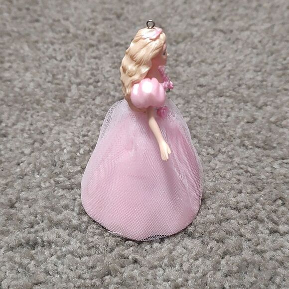 Barbie 1996 Springtime Collectors Series Ornament NIB - Picture 9 of 10